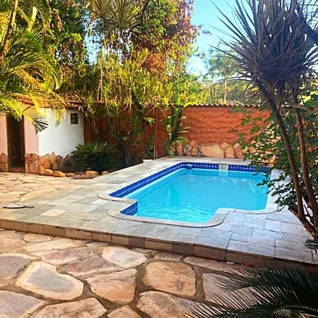 No Centro Piscina Aquecida 3 Qtos Area De Lazer Cozinha E Churrasqueira Pirenopolis Exterior photo